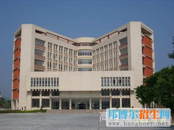 福建藝術(shù)職業(yè)學(xué)院校園一角5976