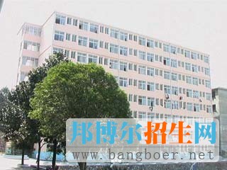 江西應用工程職業(yè)學院校園一角6448