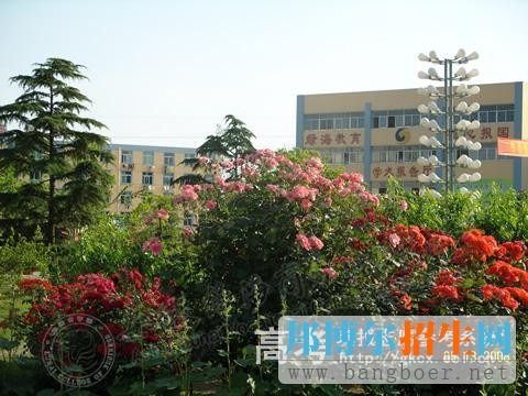 安徽綠海商務(wù)職業(yè)學院校園一角5051