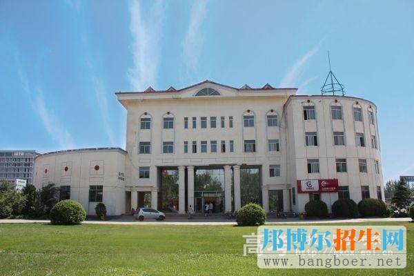 內(nèi)蒙古師范大學鴻德學院IMG_34103739