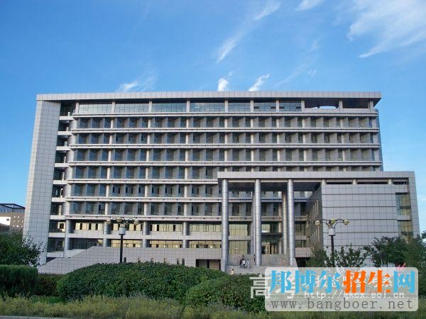 內(nèi)蒙古師范大學(xué)鴻德學(xué)院100_62203732