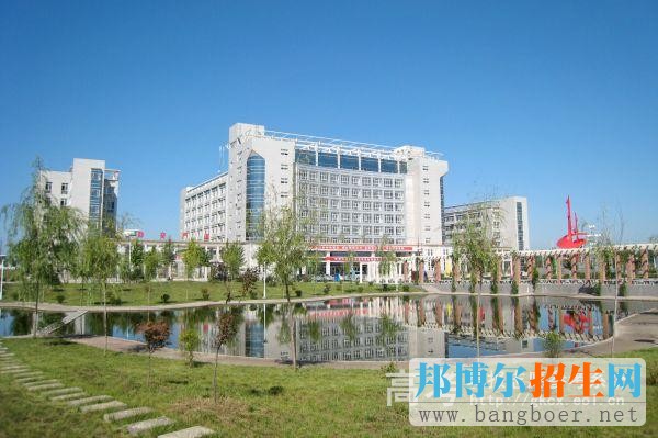 陜西國防工業(yè)職業(yè)技術(shù)學(xué)院校園風(fēng)光4752