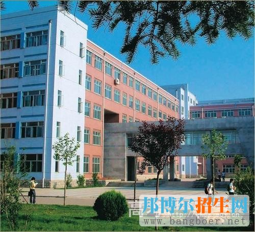 沈陽農(nóng)業(yè)大學(xué)校園一角4123