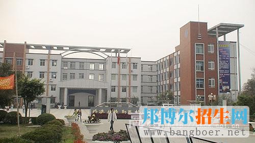 四川科技職業(yè)學院校園一角2568