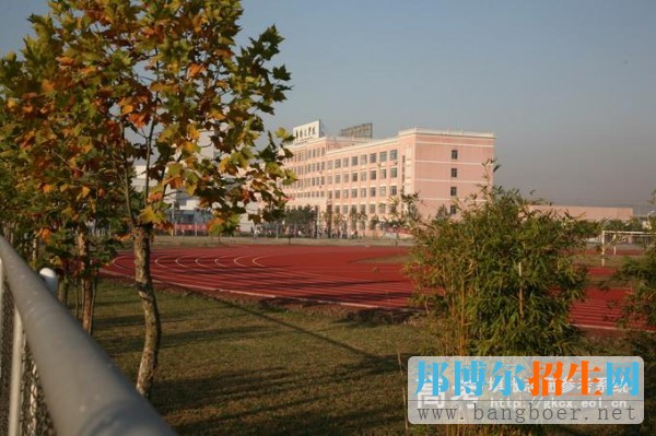 上海濟光職業(yè)技術(shù)學(xué)院校園圖片11076