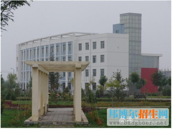 寧夏司法警官職業(yè)學院校園一角5639