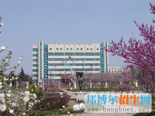 漯河職業(yè)技術學院校園一角10101