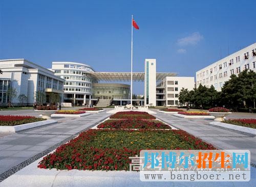南京財經大學校園一角2012