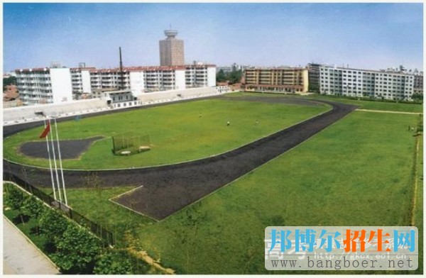山東信息職業(yè)技術(shù)學(xué)院運(yùn)動場8069