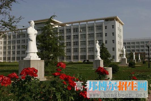 渭南師范學(xué)院校園一角4417