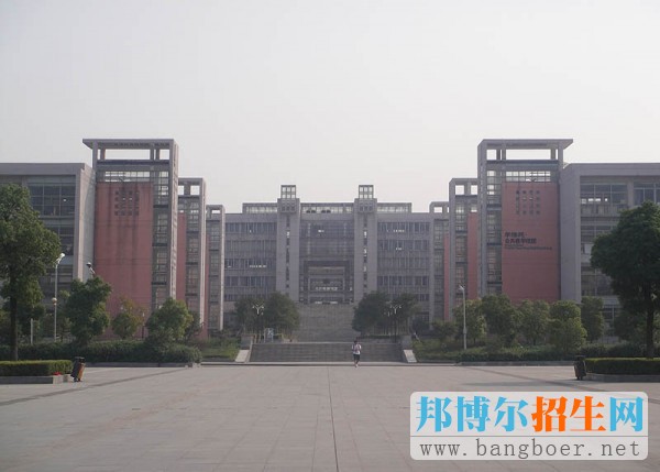 南京工程學(xué)院教學(xué)樓2106