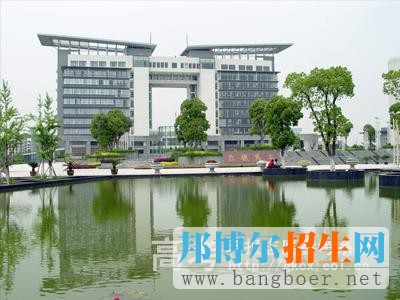 浙江經(jīng)濟職業(yè)技術(shù)學院校園一角3959