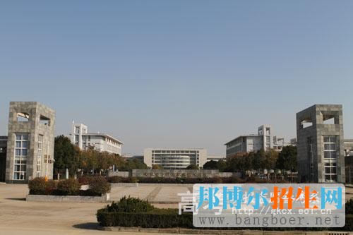 安徽電子信息職業(yè)技術學院校園一角5442