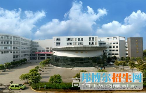 宜賓學院校園一角2378