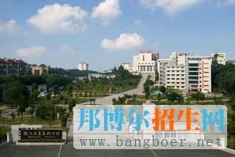 鎮(zhèn)江市高等?？茖W(xué)校