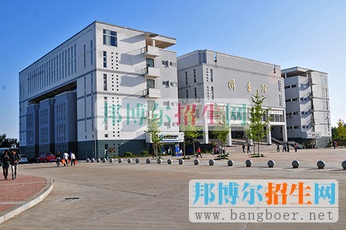 2015年隨州職業(yè)技術(shù)學(xué)院?jiǎn)为?dú)招生專業(yè)