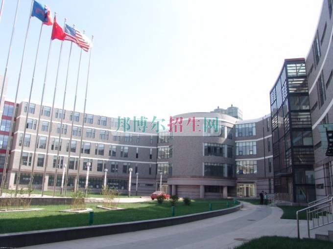 天津商業(yè)大學(xué)招生辦聯(lián)系電話(huà)