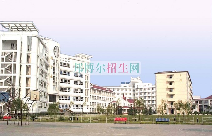 上海邦德職業(yè)技術(shù)學(xué)院是幾專(zhuān)
