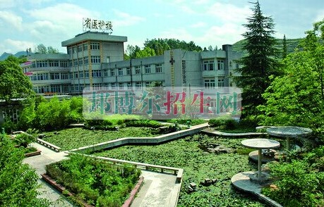 貴州人民醫(yī)院護士學校網(wǎng)站網(wǎng)址主頁