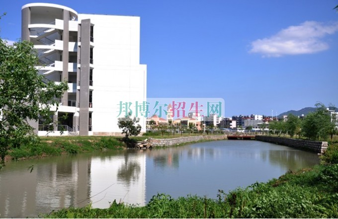 福建對外經(jīng)濟貿(mào)易職業(yè)技術(shù)學(xué)院是幾專
