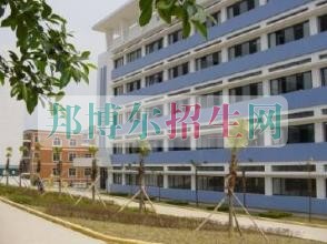 自貢市旅游職業(yè)高級中學2016年報名條件、招生對象