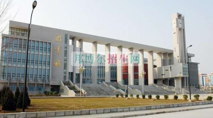 鄭州信息科技職業(yè)學(xué)院招生辦聯(lián)系電話(huà)
