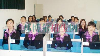 高中生可以讀導游嗎
