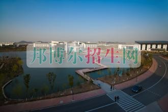 有哪些好的導(dǎo)游學(xué)校