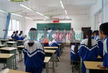六盤水現(xiàn)代職業(yè)技術(shù)學校