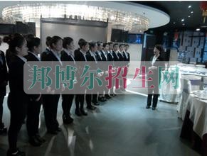 較好的酒店管理學校