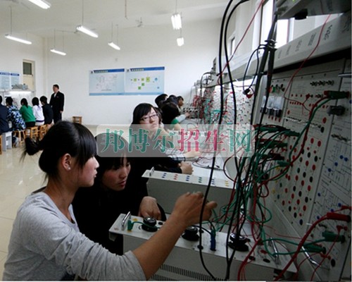 男生讀計算機(jī)應(yīng)用技術(shù)怎么樣