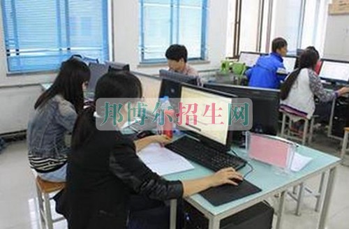 高中生讀計算機(jī)網(wǎng)絡(luò)技術(shù)好嗎