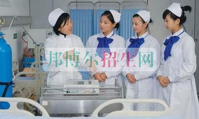 中?？谇会t(yī)學(xué)考大專