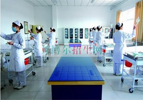 成都哪所高級護(hù)理學(xué)校好