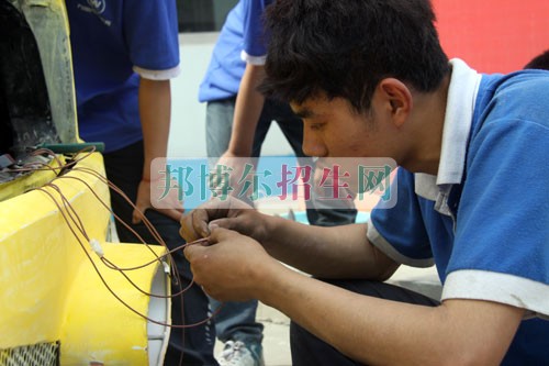 成都汽車改裝技術(shù)大專有哪些