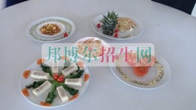 成都哪里有烹飪工藝與營養(yǎng)學(xué)校