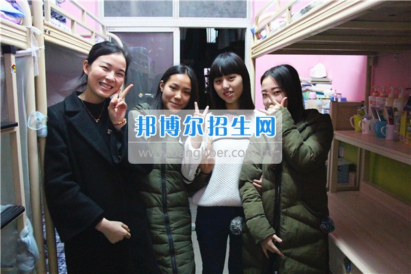 成都希望幼師學(xué)校是責(zé)任？更是一種愛！
