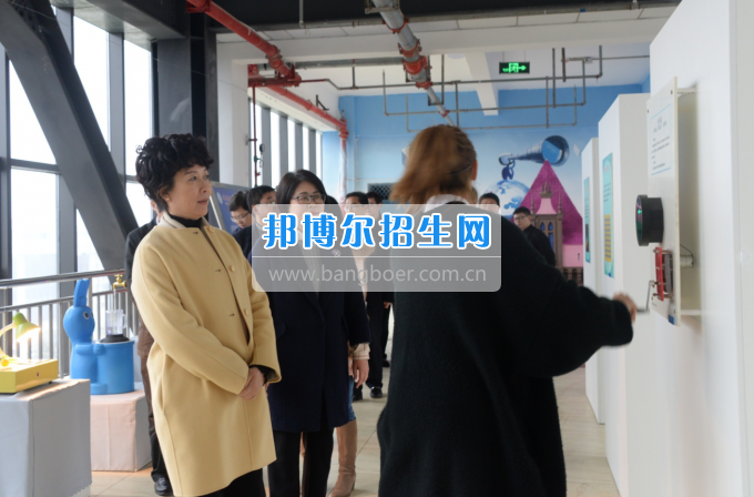 市委常委、宣傳部長潘梅到川南幼兒師范高等?？茖W校調研思想政治工作