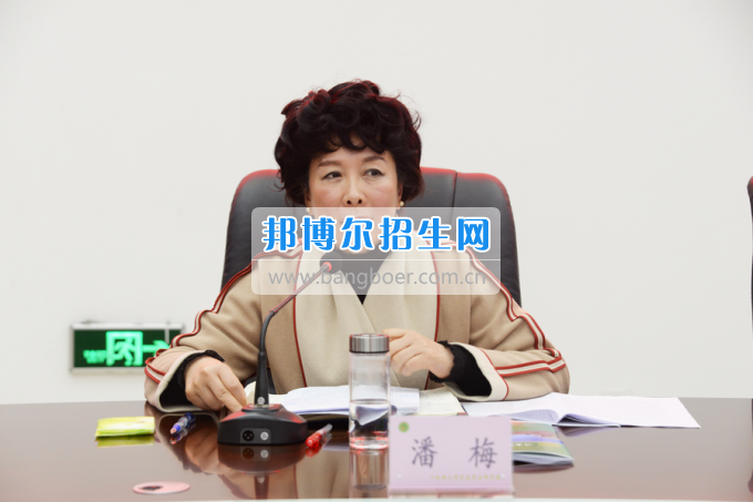 市委常委、宣傳部長潘梅到川南幼兒師范高等專科學校調研思想政治工作