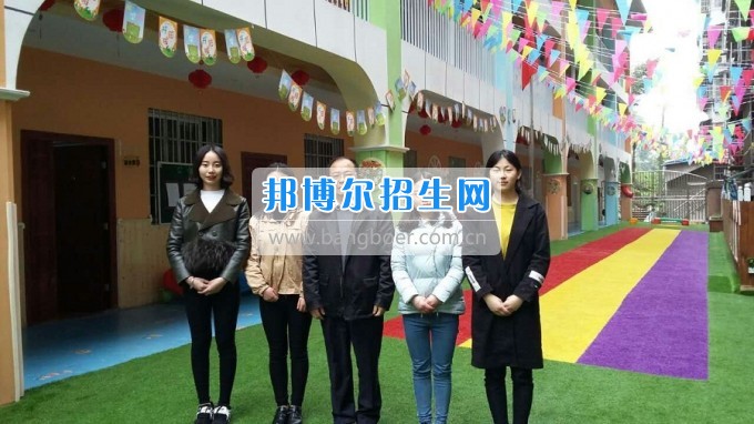 南充師范學(xué)校蔡禮儒校長赴高坪、嘉陵參加實習(xí)就業(yè)基地掛牌并看望實習(xí)生