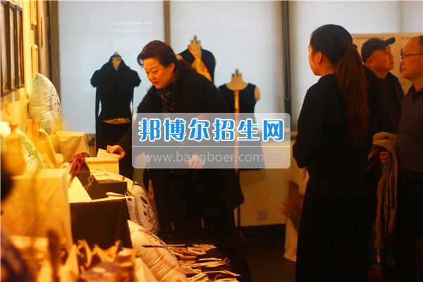 四川大學(xué)錦城學(xué)院來成都信息工程學(xué)院銀杏酒店管理學(xué)院開展工作交流
