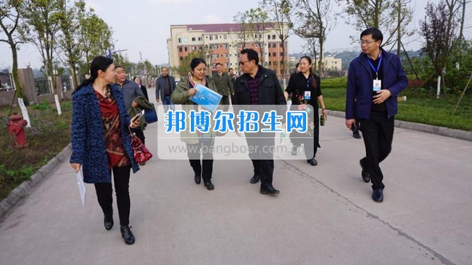 阿壩州人大和阿壩州“9+3”駐蓉協(xié)調(diào)辦蒞臨瀘州市職業(yè)技術(shù)學校調(diào)研指導(dǎo)瀘州“9+3”工作
