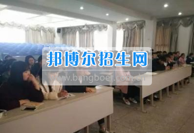 樂(lè)山市旅游學(xué)校提升安全意識(shí)，構(gòu)建和諧校園