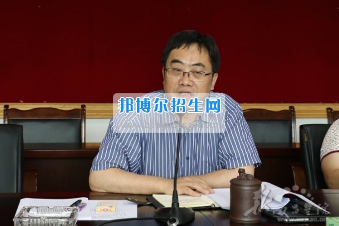 西昌學院工程技術(shù)學院召開推進“兩學一做”常態(tài)化制度化工作大會