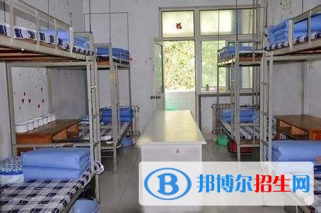 云南省昭通市財(cái)貿(mào)學(xué)校宿舍條件