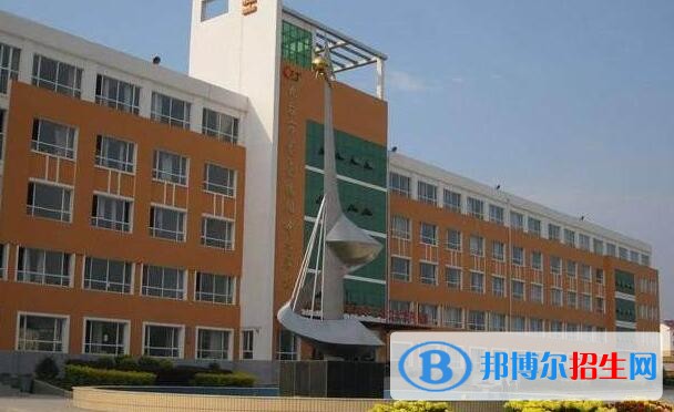 德陽電子工程學校2018年報名條件、招生對象
