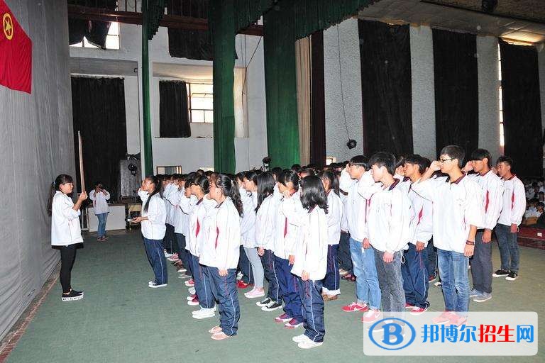 紅河州財經(jīng)學校2018年報名條件、招生對象