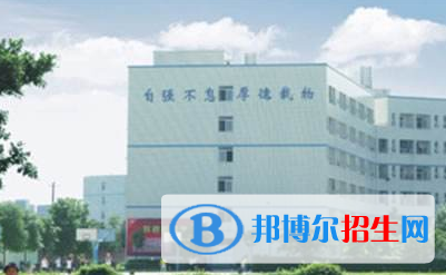 云南省化工高級技工學(xué)校招生辦聯(lián)系電話