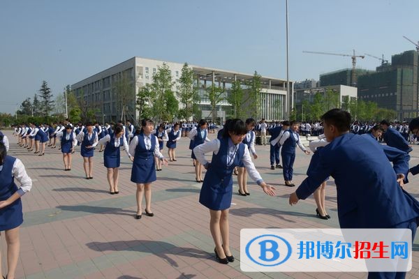 成都技師學院招生辦聯(lián)系電話