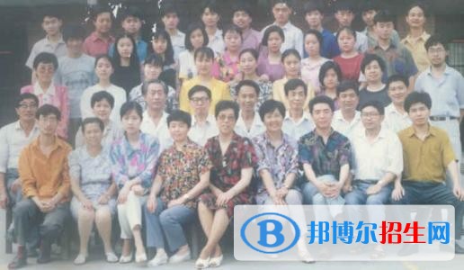 綿陽(yáng)靈通電氣技工學(xué)校